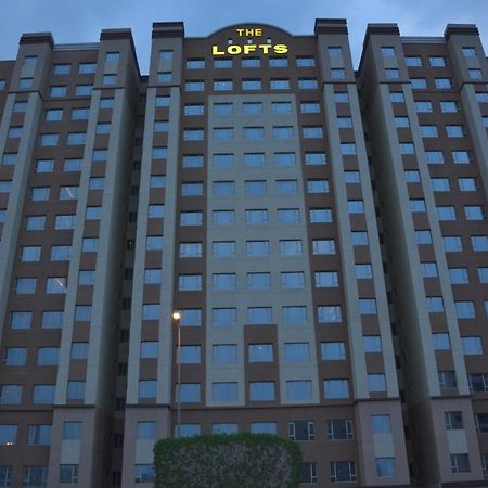 Хостел The Lofts Kuwait Fintas Kuwait City Екстер'єр фото