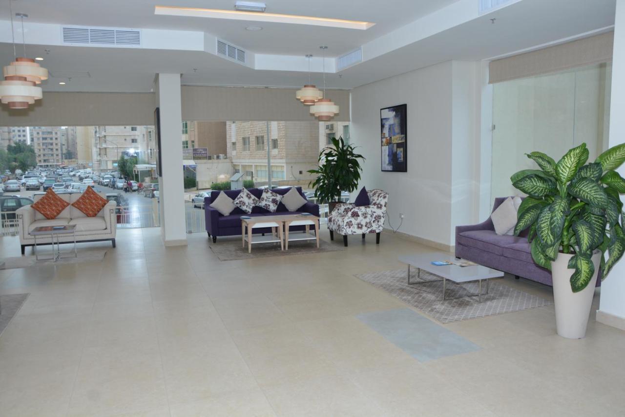 Хостел The Lofts Kuwait Fintas Kuwait City Екстер'єр фото